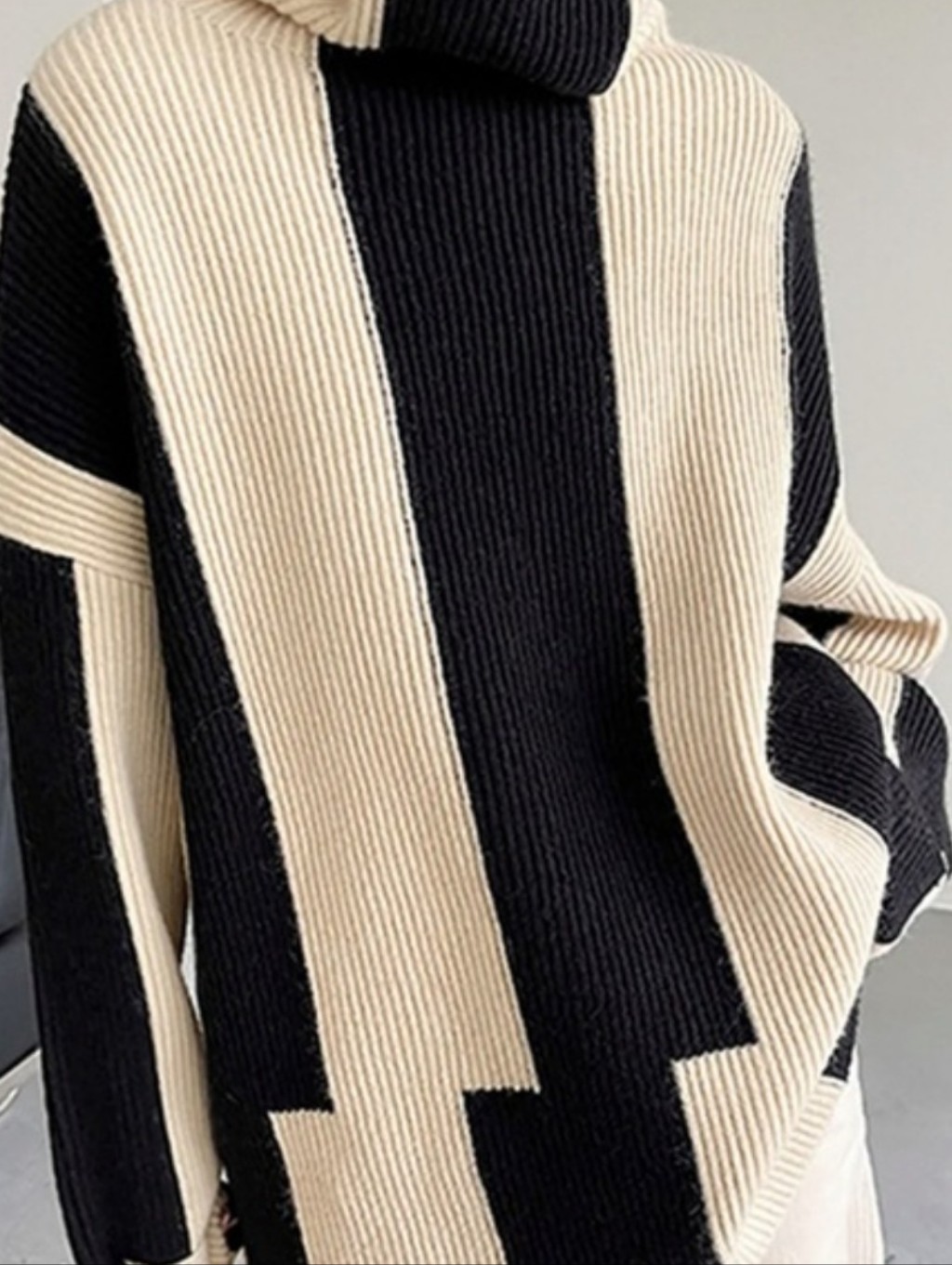 Stylewe Black And Tan Offset Stripes Oversize Turtleneck Sweater Size Small #730 — image 4 of 8